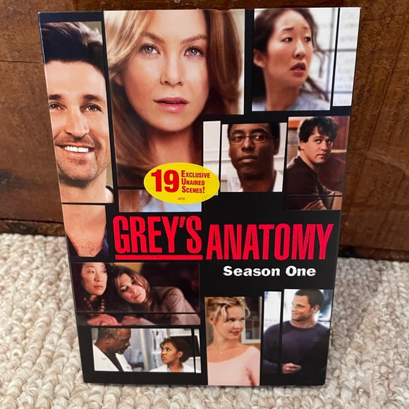 Grey’s Anatomy Season 1 DVD with 19 bonus unaired scenes - Picture 1 of 3